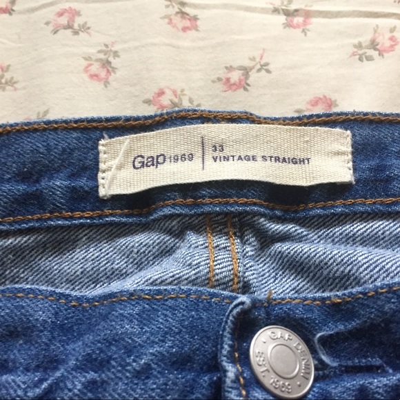 Gap Boyfriend Jeans - Picture 3 of 3